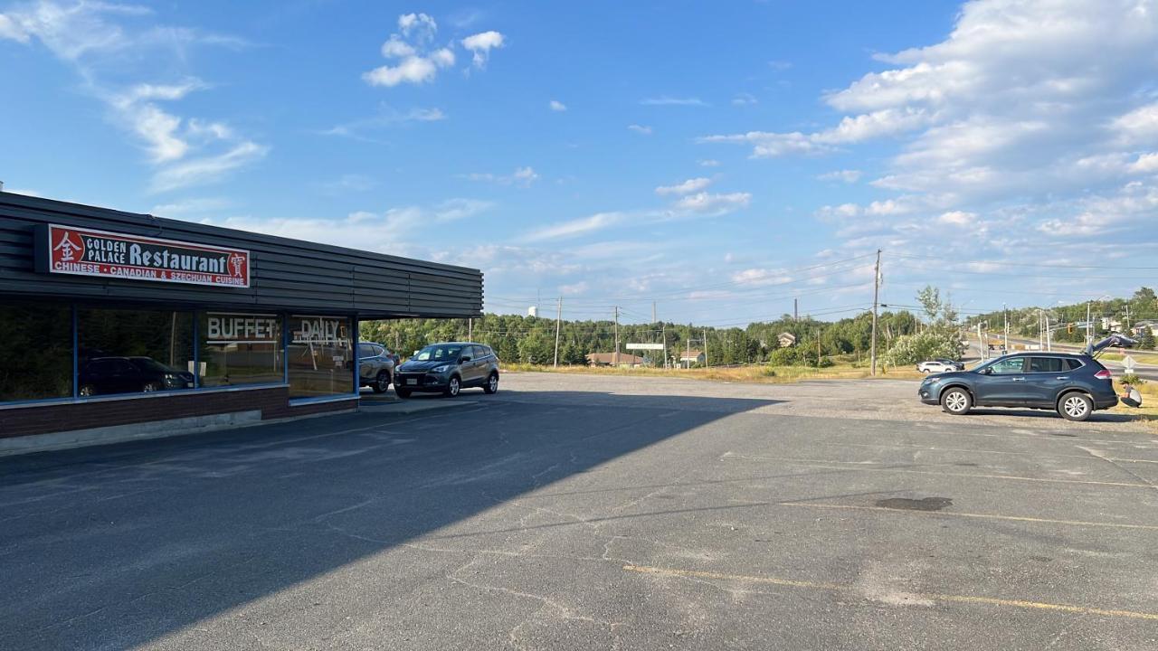Lively Inn And Suites - Sudbury Naughton Exterior photo